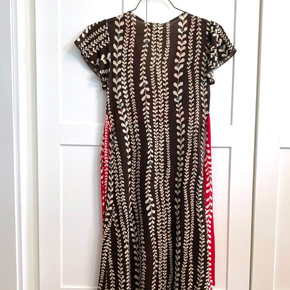 V-Neck Brown and Red Leaf Pattern Dress - Picture 4 of 4